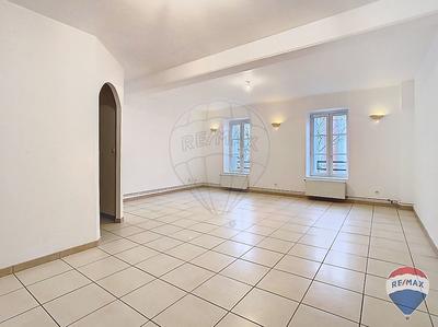 Appartement - 104 m² - 5 pièces