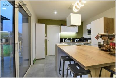 Maison - 107 m² - 5 pièces