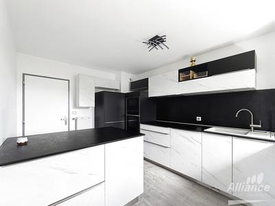 Duplex - 123 m² - 6 pièces