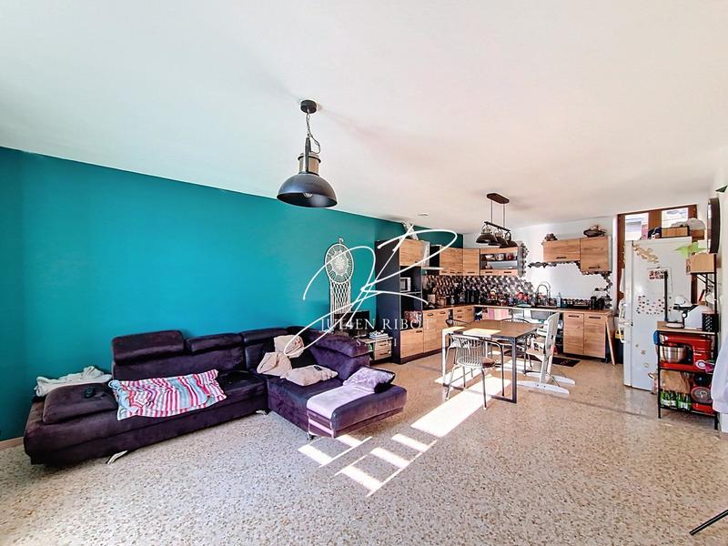 Maison - 170 m² - 8 pièces