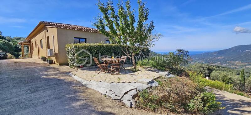 Maison - 149 m² - 4 pièces