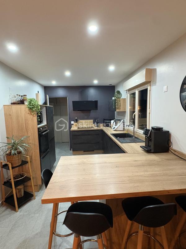 Maison - 120 m² - 6 pièces