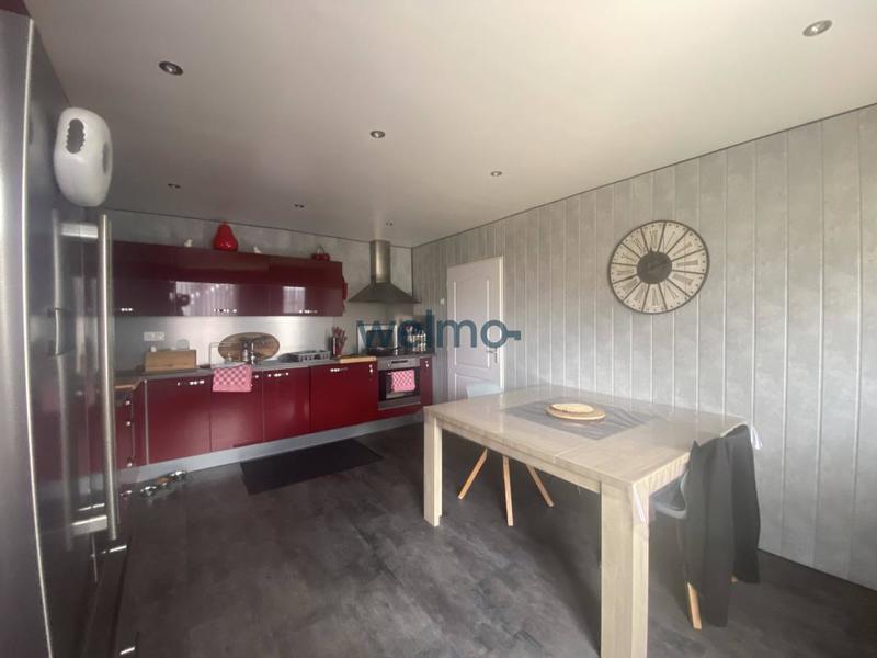 Maison - 230 m² - 9 pièces