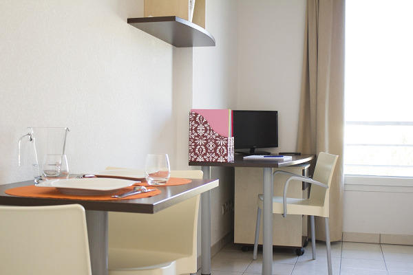 Studio - 18 m² - 1 pièce