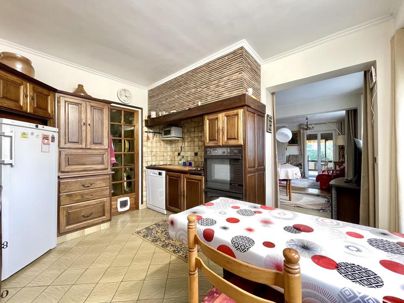 Maison - 142 m² - 7 pièces