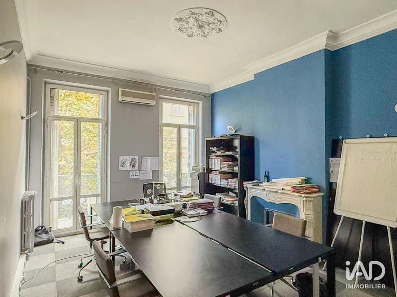 Bureau - 123 m² - 2 pièces