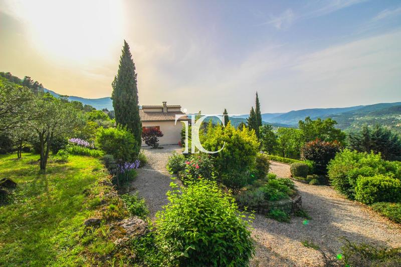 Maison - 152 m² - 4 pièces