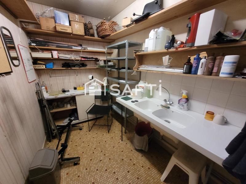 Bureau - 122 m² - 5 pièces