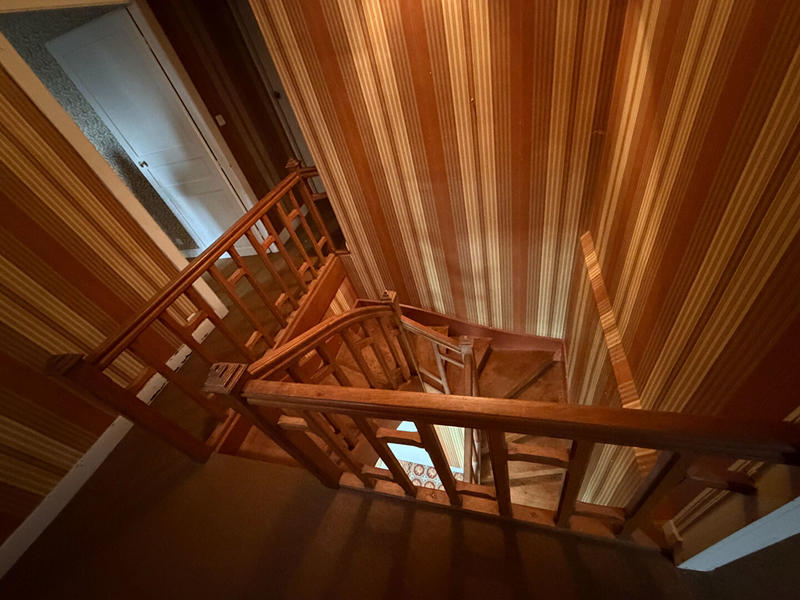 Maison - 104 m² - 10 pièces