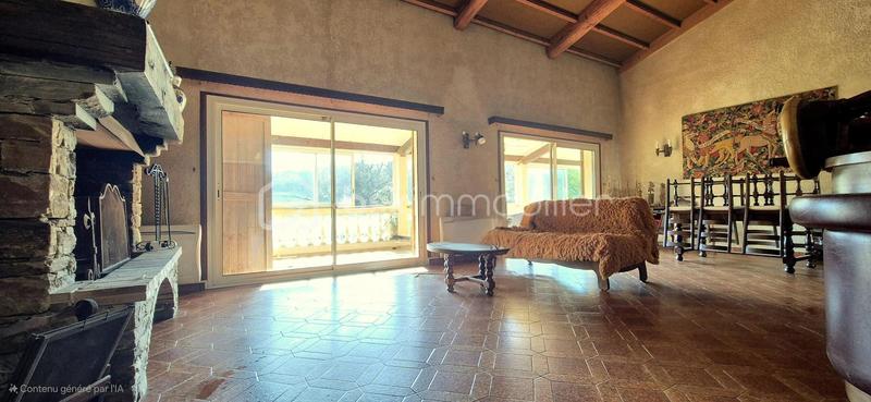 Propriété - 356 m² - 8 pièces