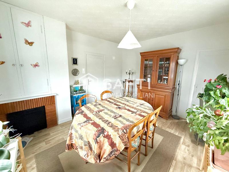Maison - 96 m² - 5 pièces