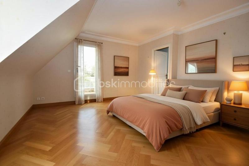 Maison - 167 m² - 6 pièces