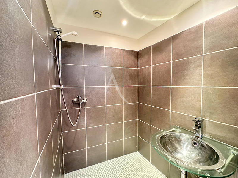 Appartement - 102 m² - 5 pièces