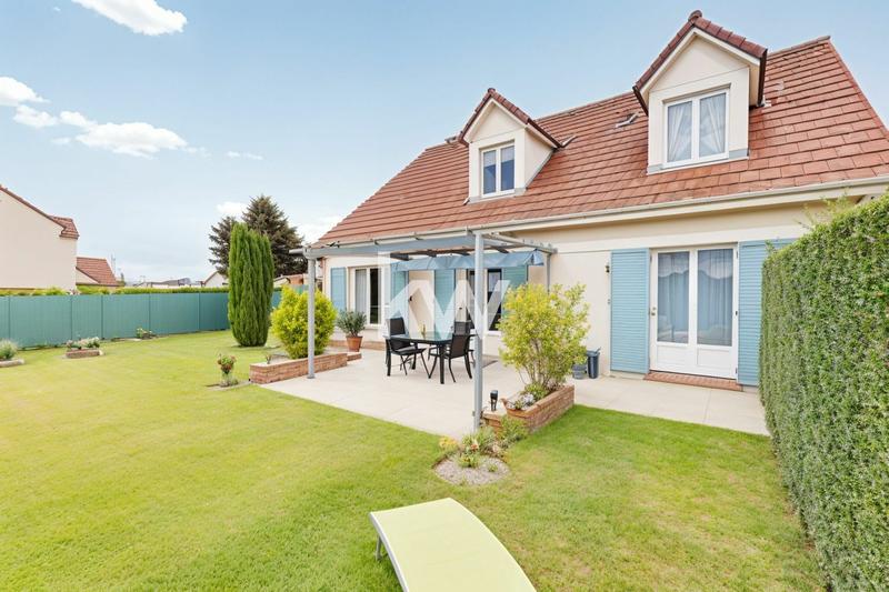 Maison - 142 m² - 6 pièces