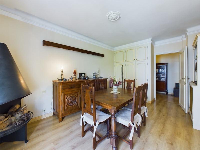 Appartement - 100 m² - 4 pièces