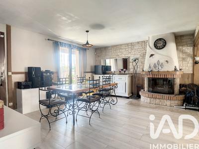 Maison - 90 m² - 6 pièces