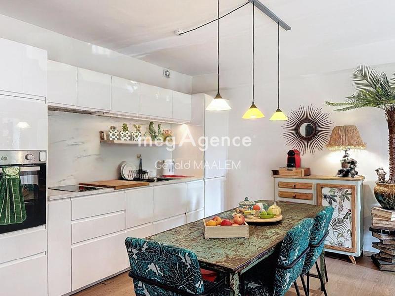 Appartement - 67 m² - 3 pièces