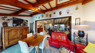 Maison - 96 m² - 5 pièces