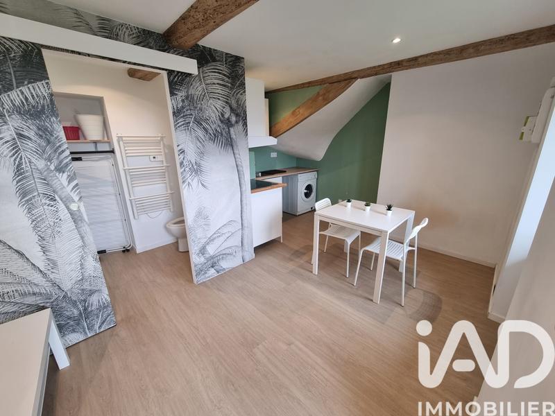 Studio - 15 m² - 1 pièce