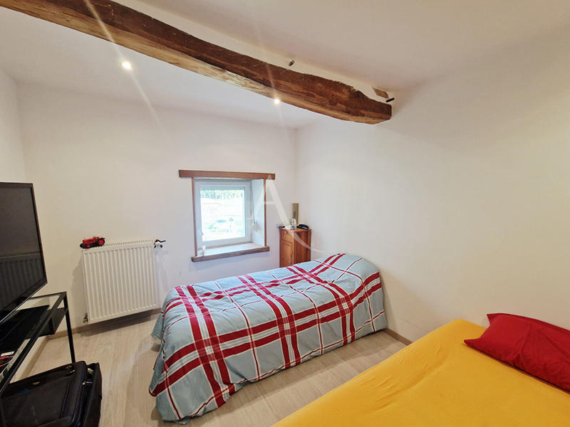 Maison - 176 m² - 7 pièces