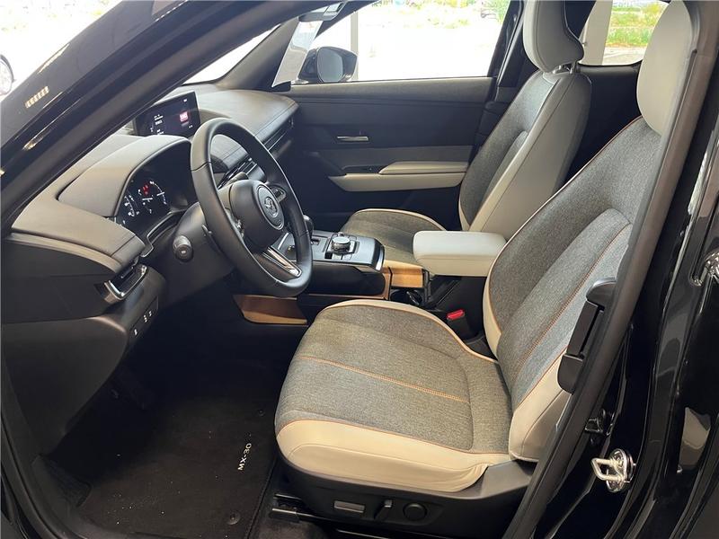 Mazda Mx-30 Electrique 2022 E-Skyactiv 145 Ch Makoto Modern Confidence