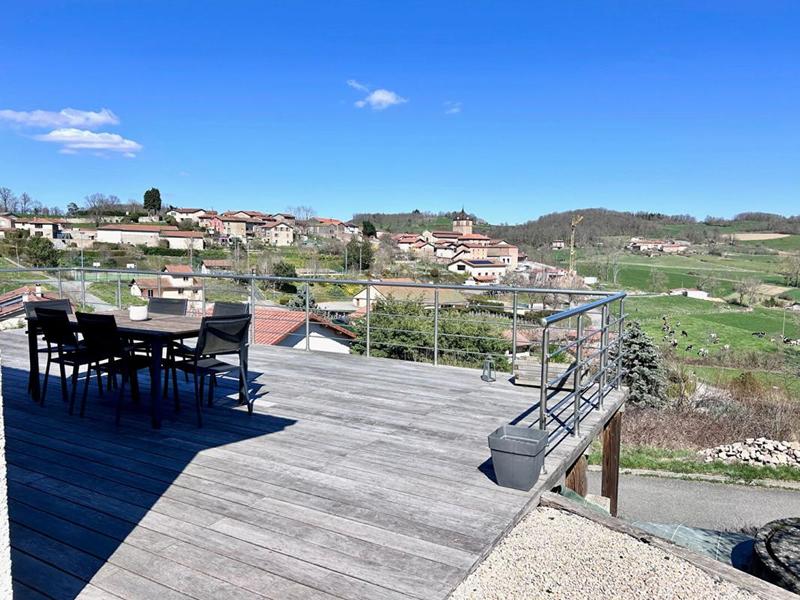 Maison - 104 m² - 6 pièces