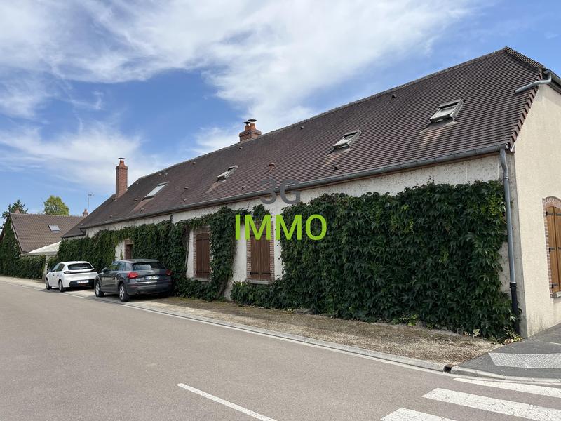 Maison - 255 m² - 9 pièces