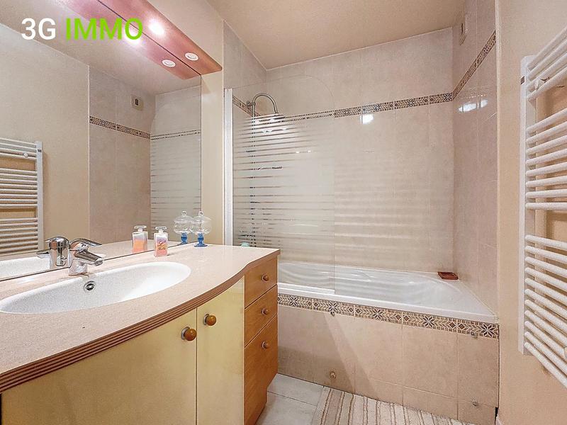 Appartement - 86 m² - 4 pièces