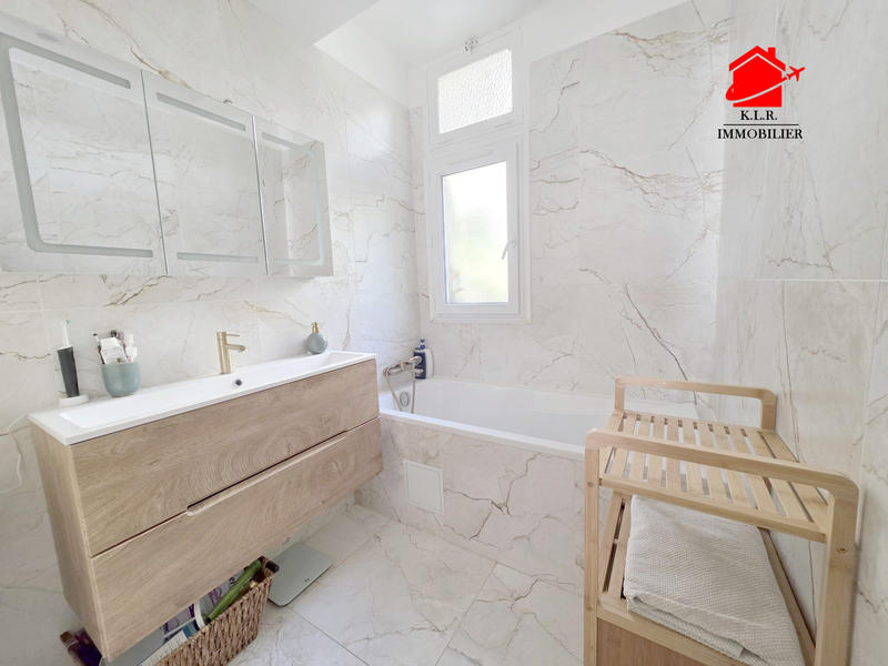 Appartement - 71 m² - 4 pièces