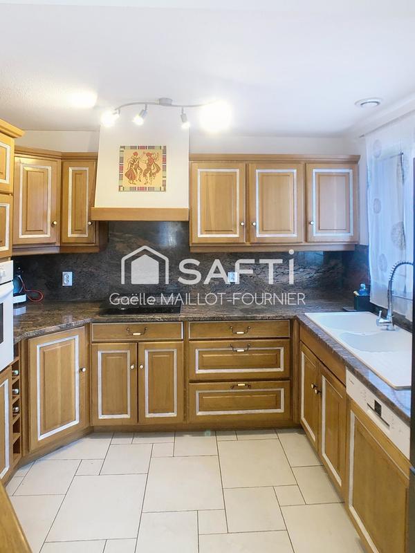 Maison - 143 m² - 6 pièces