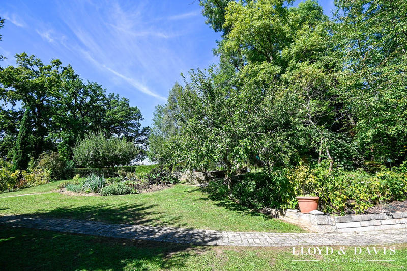 Maison - 170 m² - 7 pièces