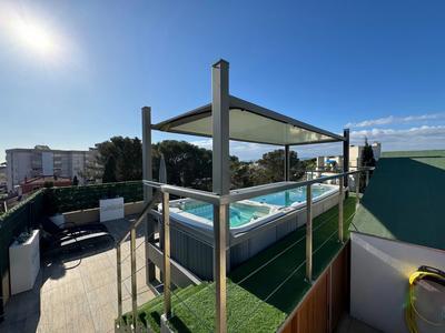 Appartement - 103 m² - 4 pièces