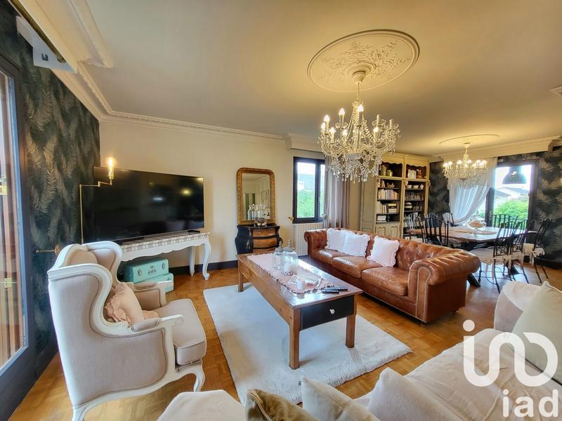 Maison - 159 m² - 5 pièces