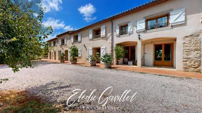 Demeure - 462 m² - 21 pièces