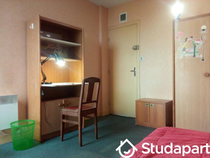 Chambre - 11 m² - 1 pièce