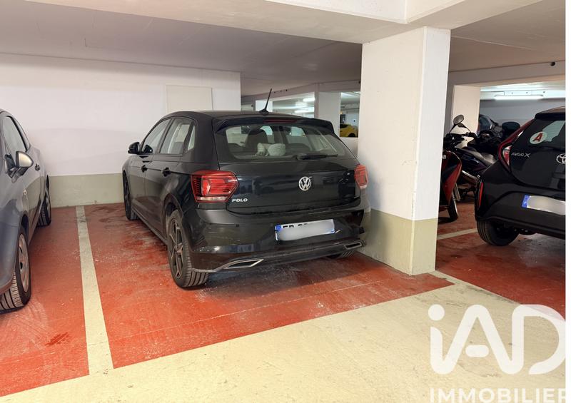 Parking - 150 m²