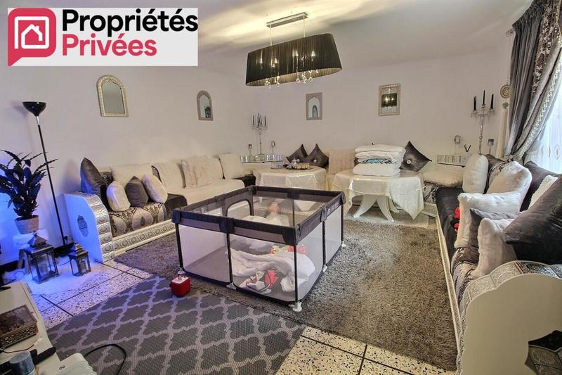 Maison de village - 153 m² - 10 pièces