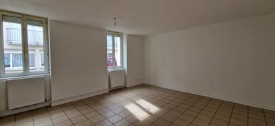 Appartement - 100 m² - 5 pièces