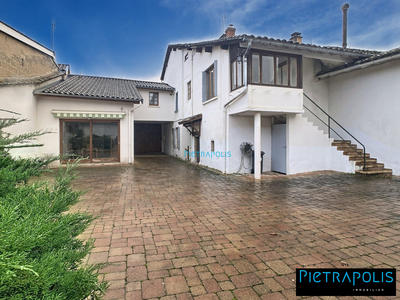 Maison ancienne - 220 m² - 10 pièces