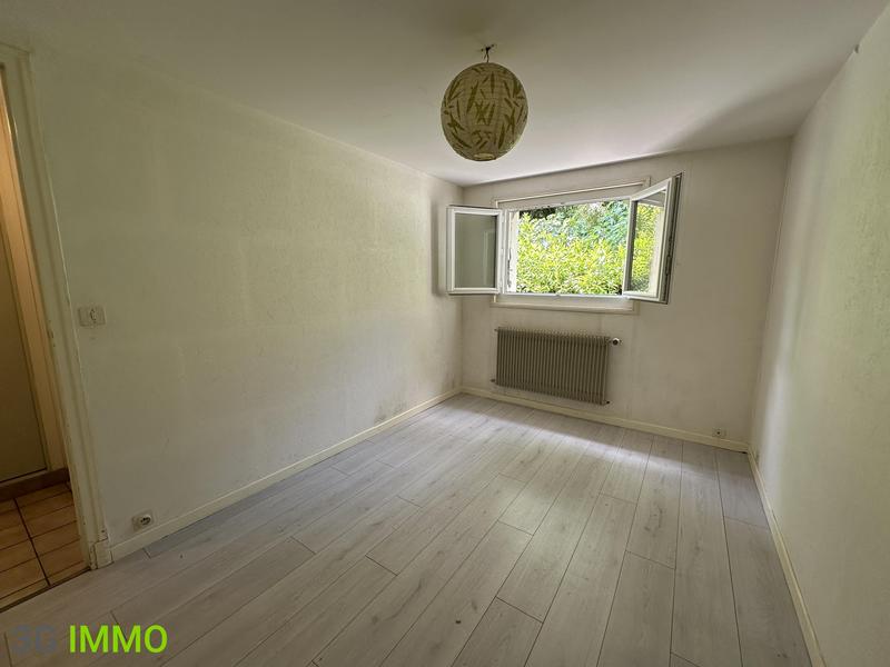 Maison traditionnelle - 102 m² - 6 pièces