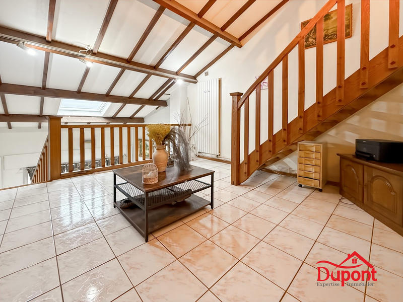 Maison - 140 m² - 5 pièces