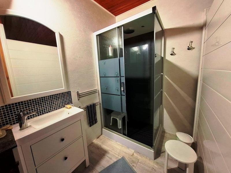 Maison - 204 m² - 7 pièces