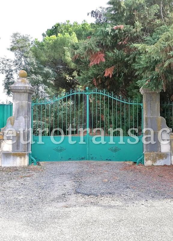 Terrain constructible - 1 821 m²