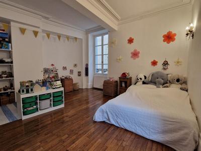 Maison de maîtres - 159 m² - 8 pièces