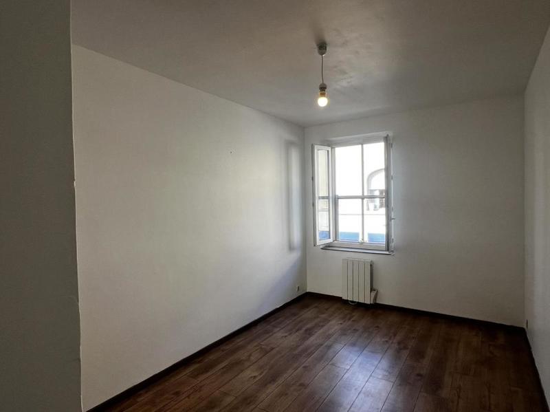 Appartement - 98 m² - 3 pièces
