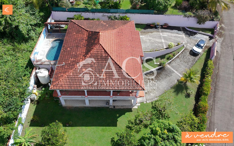 Maison - 122 m² - 5 pièces