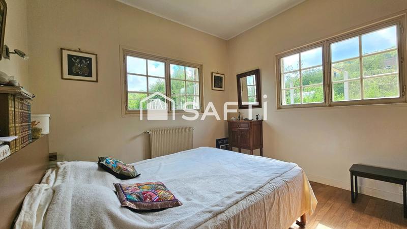 Maison - 182 m² - 8 pièces