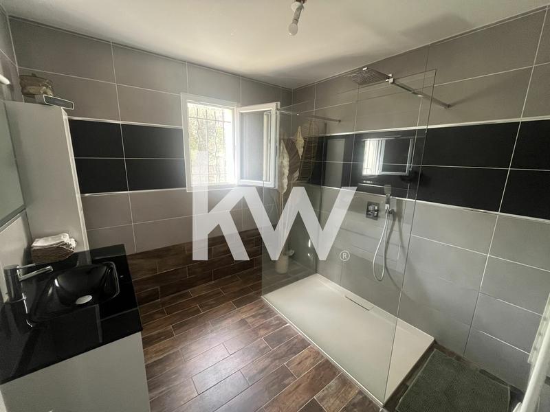 Maison - 94 m² - 4 pièces