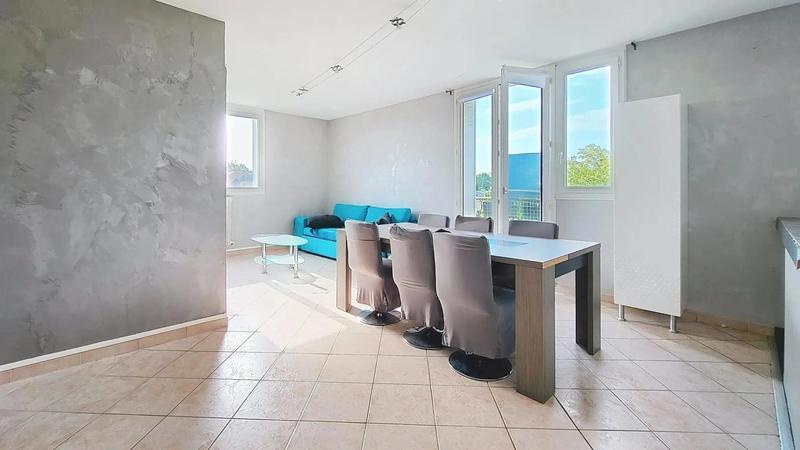 Appartement - 70 m² - 3 pièces