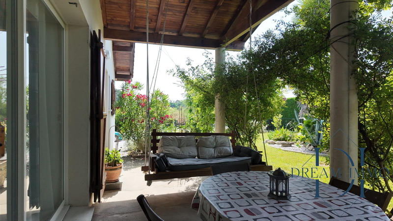 Maison - 92 m² - 3 pièces